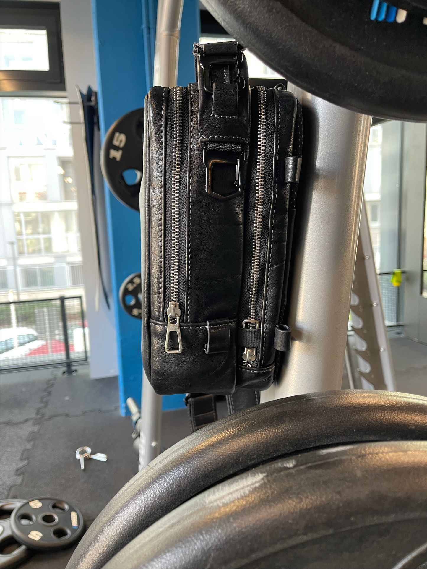 RIDL Magnetic Leather Bag 2.0