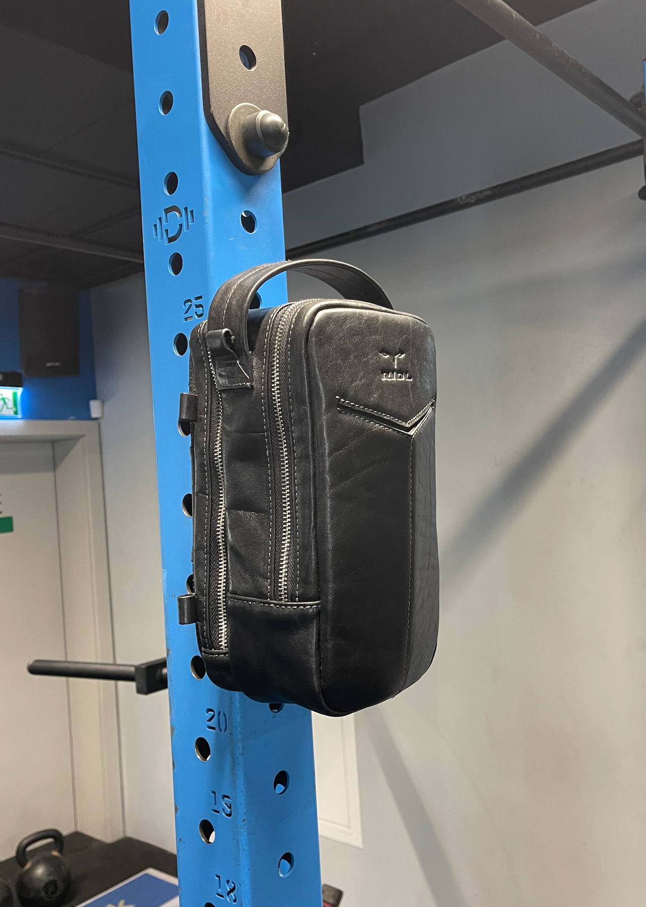 RIDL Magnetic Leather Bag 2.0