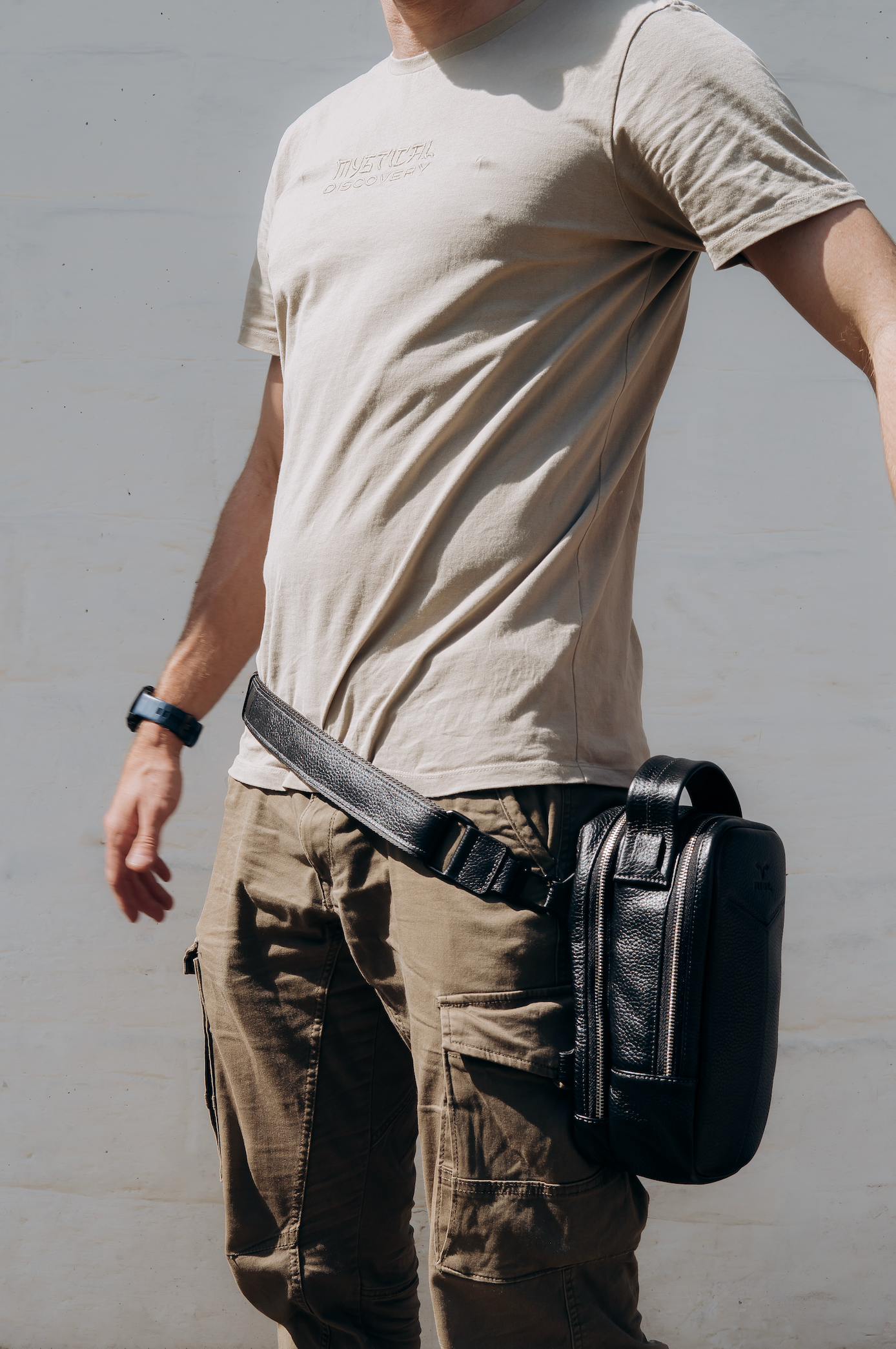 RIDL Magnetic Leather Bag 2.0