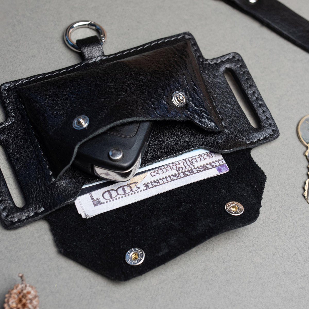 RIDL handmade leather belt pouch and card holder with key clip, photo 3